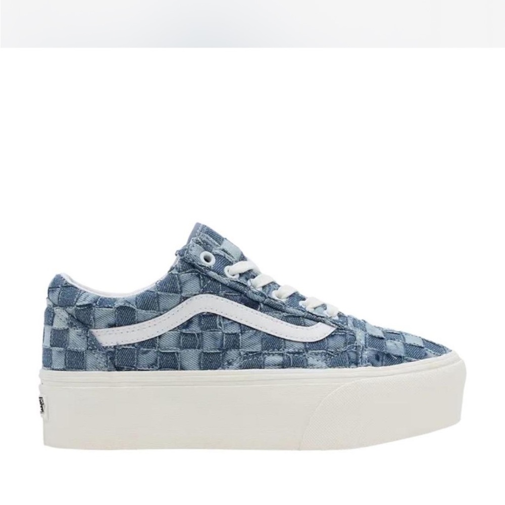 Vans Women's Blue Checkered Sneakers